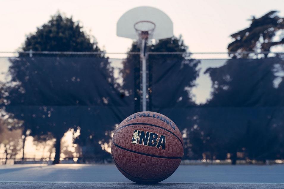 Guide To Choosing An Outdoor Basketball